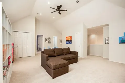8915 Wallington Drive Houston TX 77096