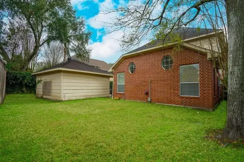 8915 Wallington Drive Houston TX 77096