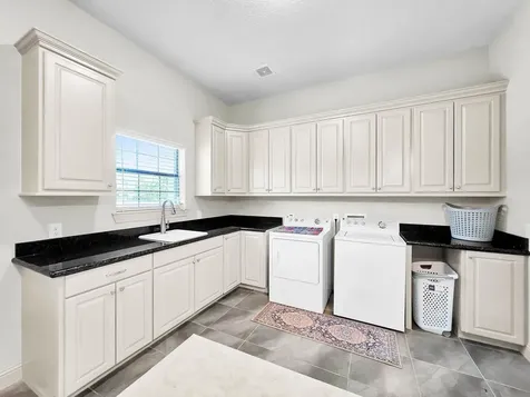 531 County Road 641 Dayton TX 77535