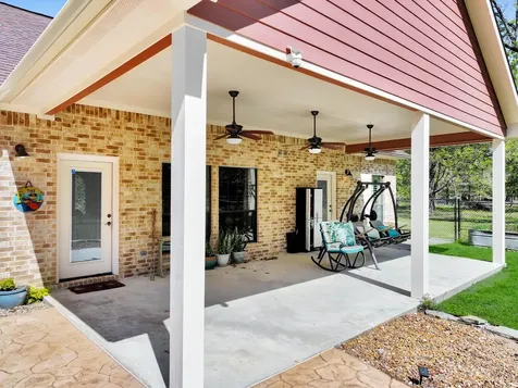 531 County Road 641 Dayton TX 77535