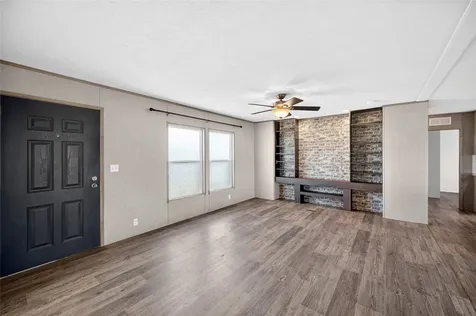 17680 Old Highway 105 E Conroe TX 77306