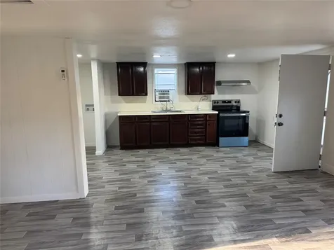 406 S 7th Street Alvin TX 77511