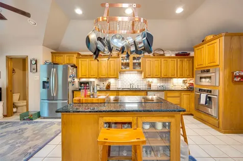 3269 Acr 153 Palestine TX 75801