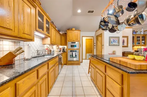 3269 Acr 153 Palestine TX 75801