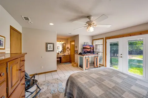 3269 Acr 153 Palestine TX 75801
