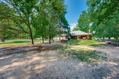 3269 Acr 153 Palestine TX 75801