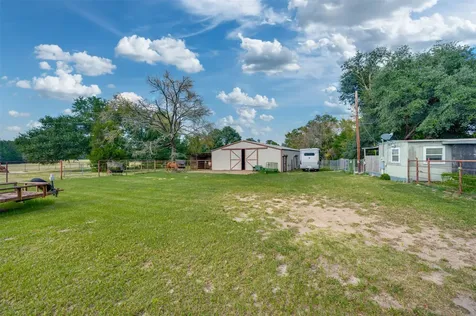 3269 Acr 153 Palestine TX 75801