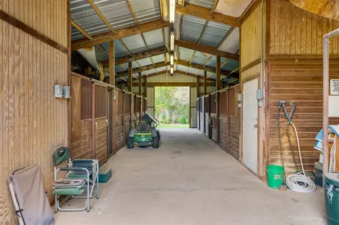 3269 Acr 153 Palestine TX 75801