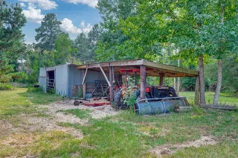 3269 Acr 153 Palestine TX 75801