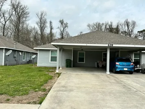 628 Luke Street A Dayton TX 77535