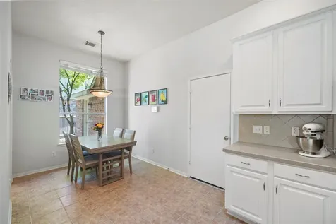 158 N Whistlers Bend Circle The Woodlands TX 77384