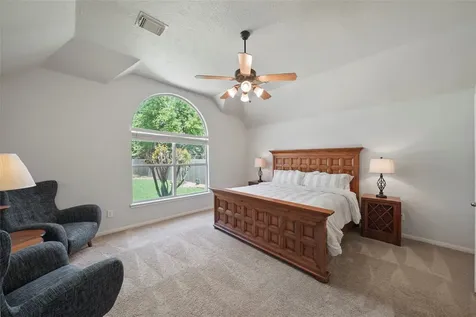 158 N Whistlers Bend Circle The Woodlands TX 77384