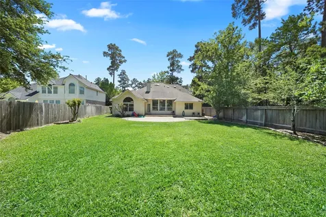 158 N Whistlers Bend Circle The Woodlands TX 77384