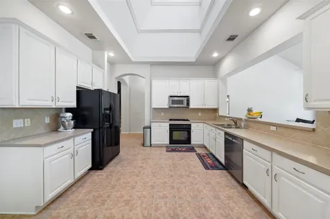 158 N Whistlers Bend Circle The Woodlands TX 77384