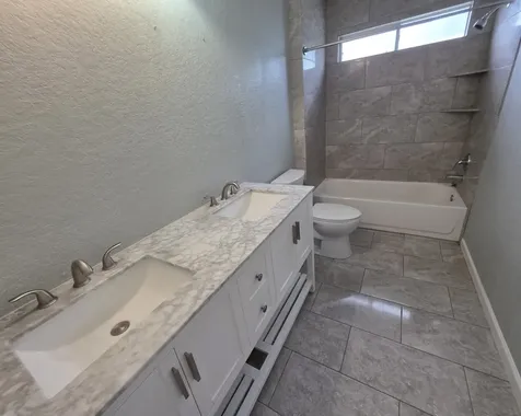 129 Corral Court Angleton TX 77515