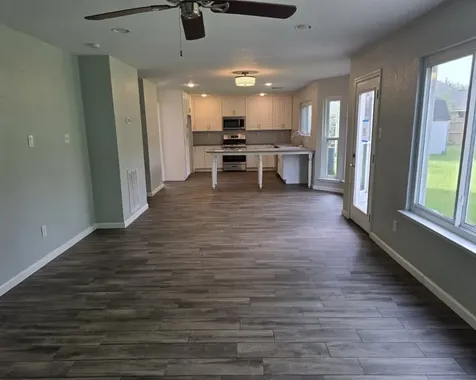 129 Corral Court Angleton TX 77515