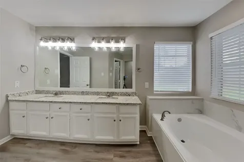 17902 Western Pass Lane Houston TX 77095