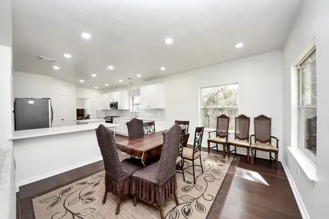 915 Hinsdale Magnolia TX 77354