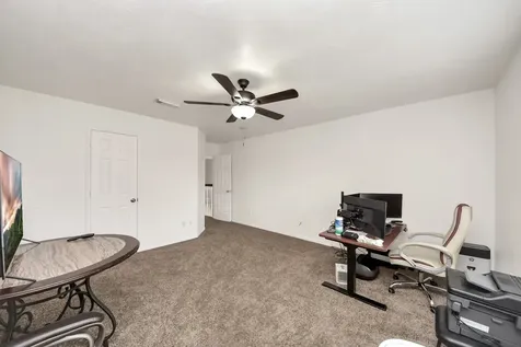 915 Hinsdale Magnolia TX 77354