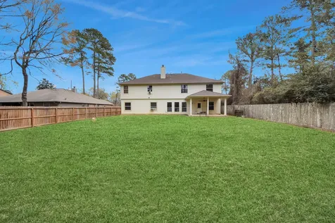 915 Hinsdale Magnolia TX 77354