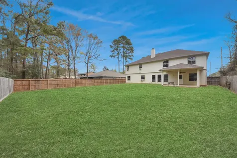 915 Hinsdale Magnolia TX 77354