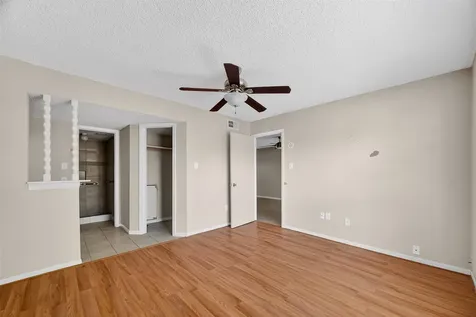 1505 Ward Road 214 Baytown TX 77520