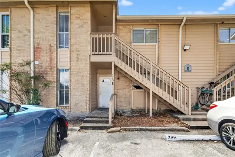 1505 Ward Road 214 Baytown TX 77520