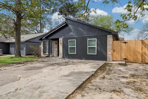8611 Valley Rock Drive Houston TX 77078