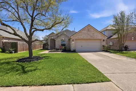 2607 Sun Cove Lane Pearland TX 77584