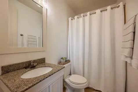 2808 St Emanuel Street Houston TX 77004