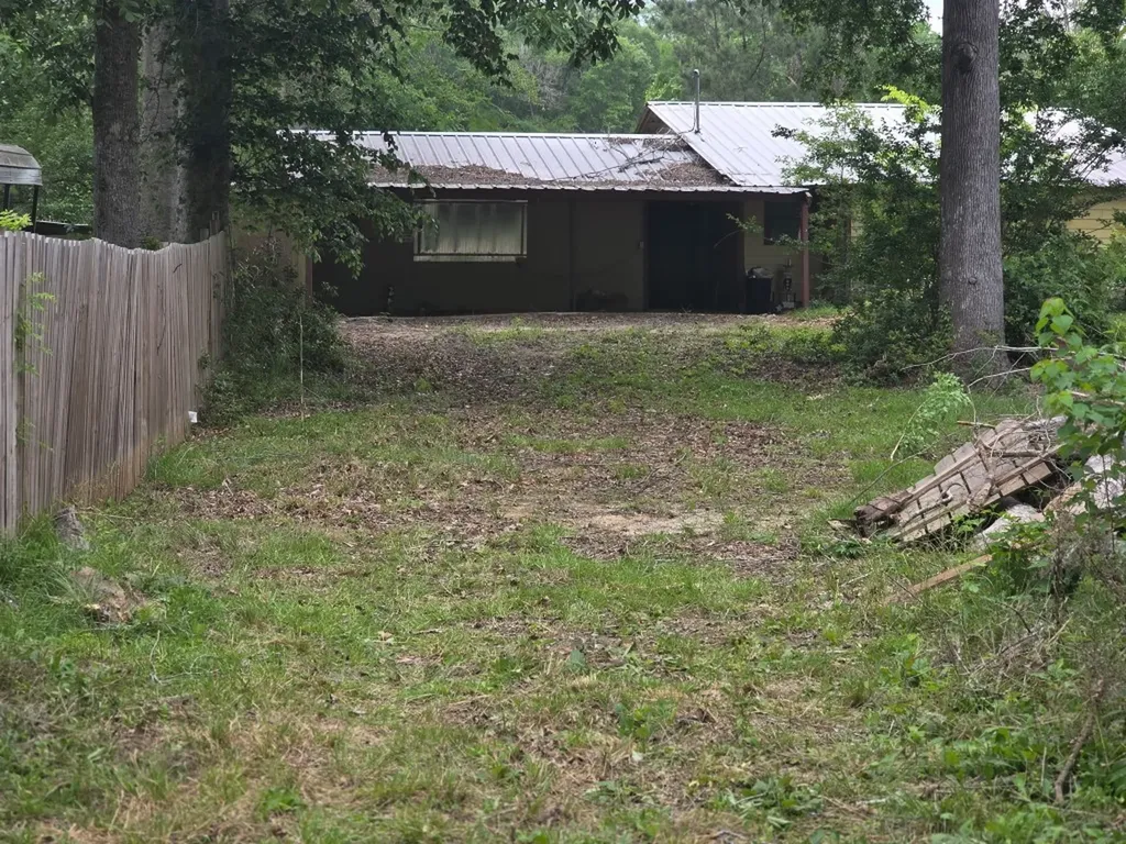 127 Private Road 7920 Colmesneil TX 75938