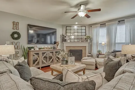 204 Forest Peak Way Montgomery TX 77316