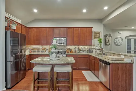 204 Forest Peak Way Montgomery TX 77316