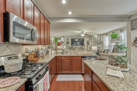 204 Forest Peak Way Montgomery TX 77316