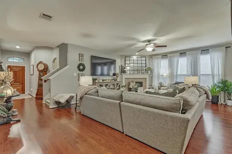 204 Forest Peak Way Montgomery TX 77316