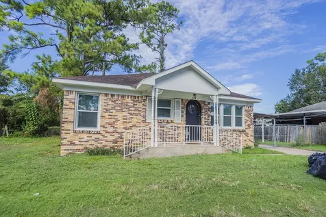 934 Lehman Street Houston TX 77018