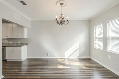 934 Lehman Street Houston TX 77018