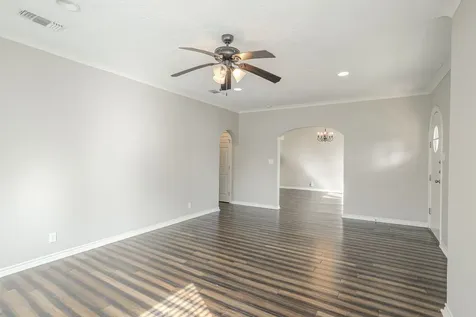 934 Lehman Street Houston TX 77018