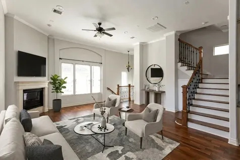 5743 Kiam Street C Houston TX 77007