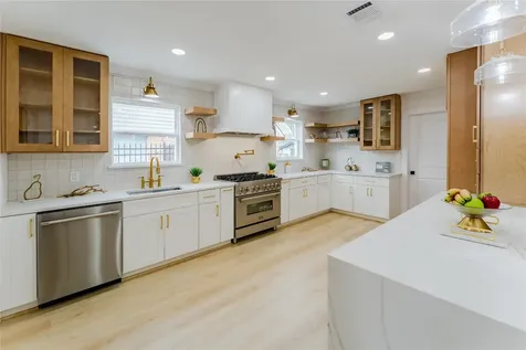 6027 Valkeith Drive Houston TX 77096