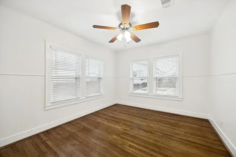 1937 W Mckinney Street 1939 Houston TX 77019