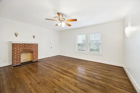 1937 W Mckinney Street 1939 Houston TX 77019