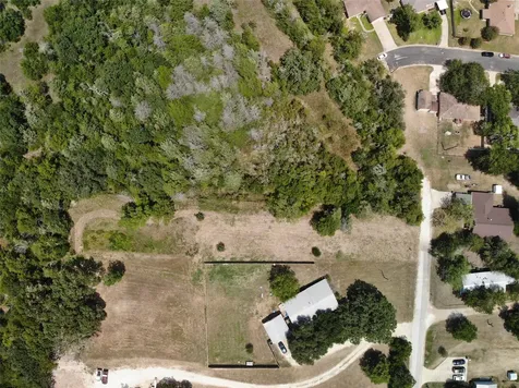 1923 Lightfoot Lane Bryan TX 77803