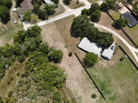 1923 Lightfoot Lane Bryan TX 77803