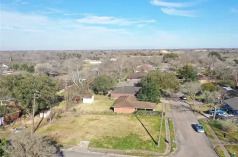 3003 Sunnydale Drive Houston TX 77051