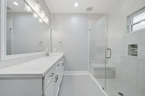 713 Wendel Street Houston TX 77009