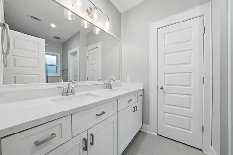 713 Wendel Street Houston TX 77009