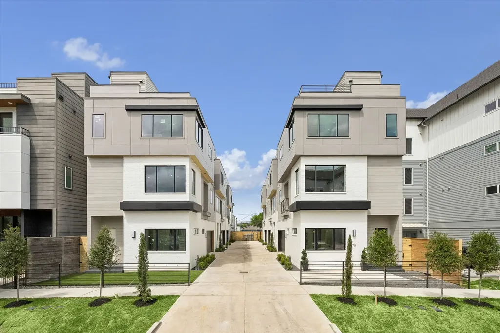 729 W 21st Street A Houston TX 77008