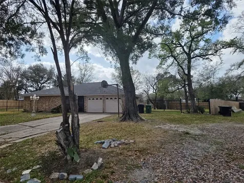 12802 Louisville Street Houston TX 77015