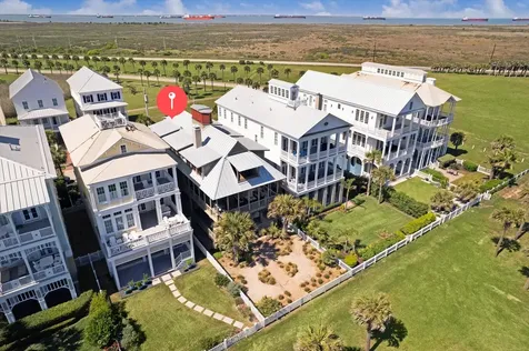 2653 E Seaside Drive Galveston TX 77550